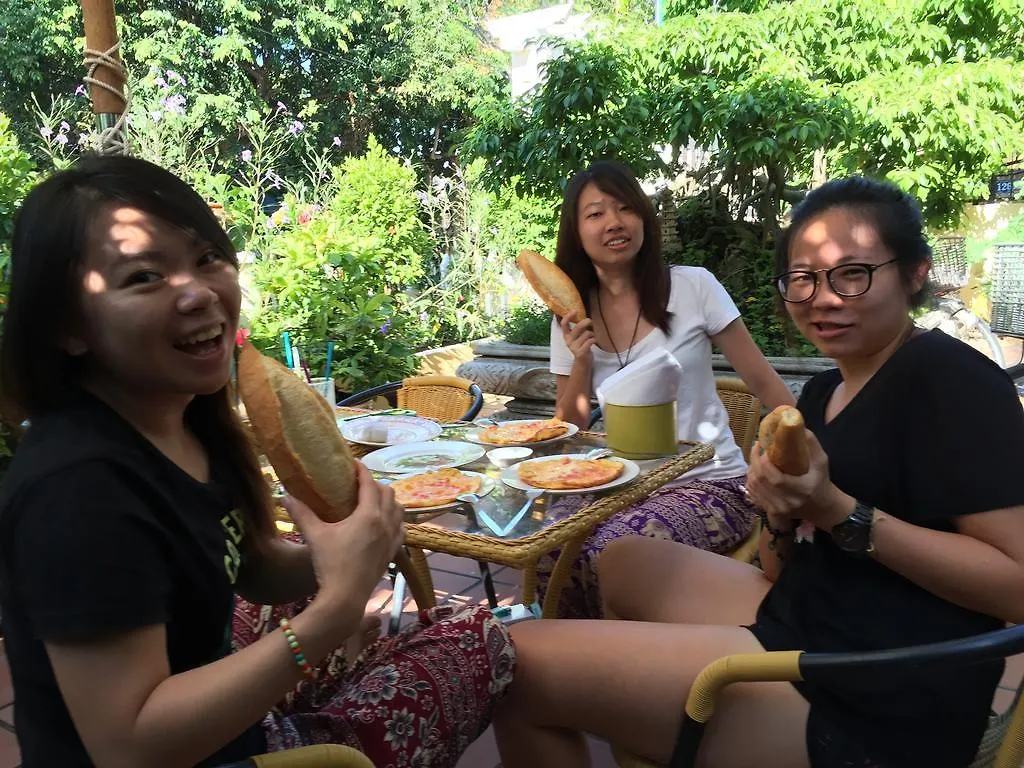 Golden Leaf Homestay Hoi An